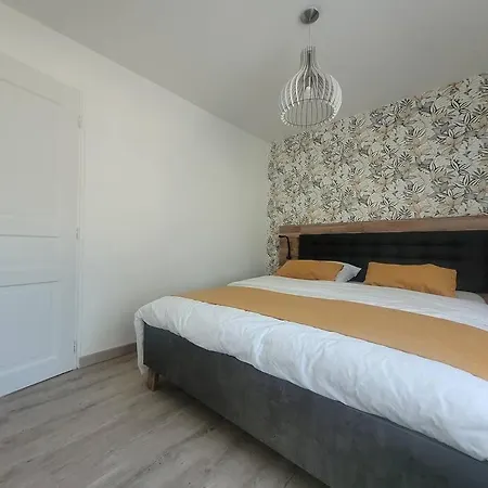 Maison Avec Piscine Chauffee Et Bain Nordique *