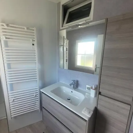 Maison Avec Piscine Chauffee Et Bain Nordique *