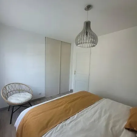 Maison Avec Piscine Chauffee Et Bain Nordique בית נופש