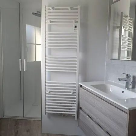 בית נופש Maison Avec Piscine Chauffee Et Bain Nordique