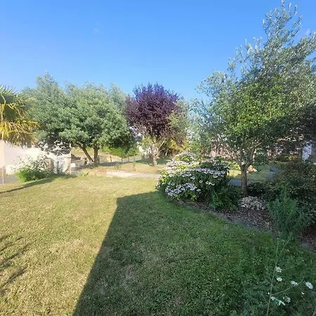 בית נופש Maison Avec Piscine Chauffee Et Bain Nordique