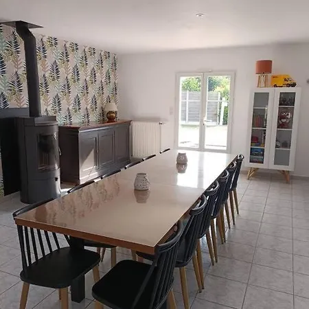 Maison Avec Piscine Chauffee Et Bain Nordique שאנטונה